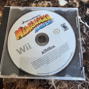 Madagascar Kartz Nintendo Wii Video Game Disc Activision DreamWorks RVL-RJHE-USA